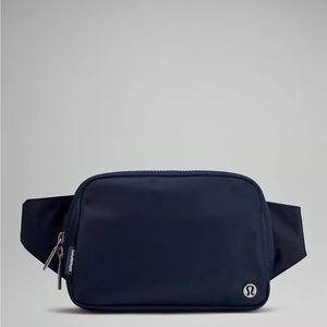 lululemon everywhere belt bag